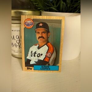 Topps Blue and Yellow Dave Lopes Baseball Card